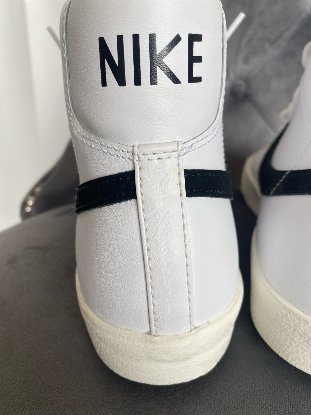 NWOT Nike Blazer Mid ‘77 Women’s High-Top Sneakers Size 11 - Picture 10 of 14